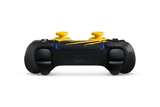 Wolverine claw-inspired Battle Yellow DualSense controller design – Mega Games